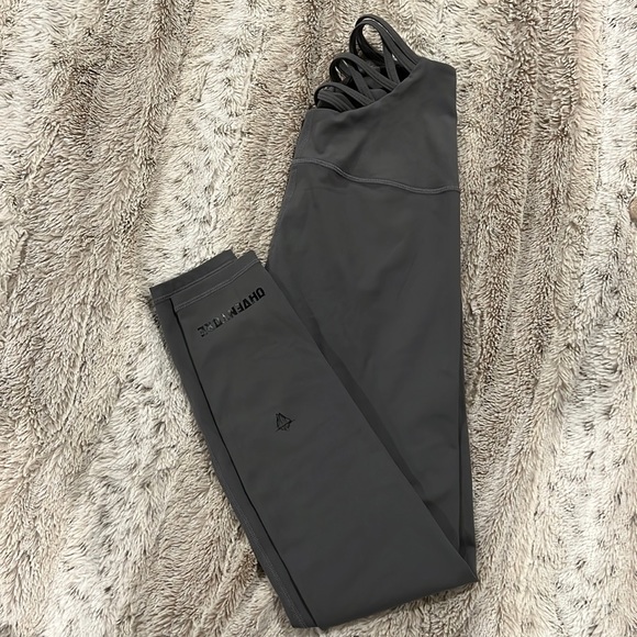 Uhventure leggings grey size small new. - Picture 1 of 2